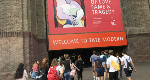 London3da8.JPG
