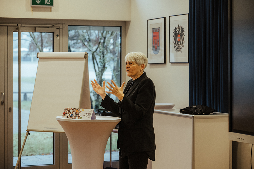 2022-12-15 Vortrag Lisbeth Bischoff-0788.jpg