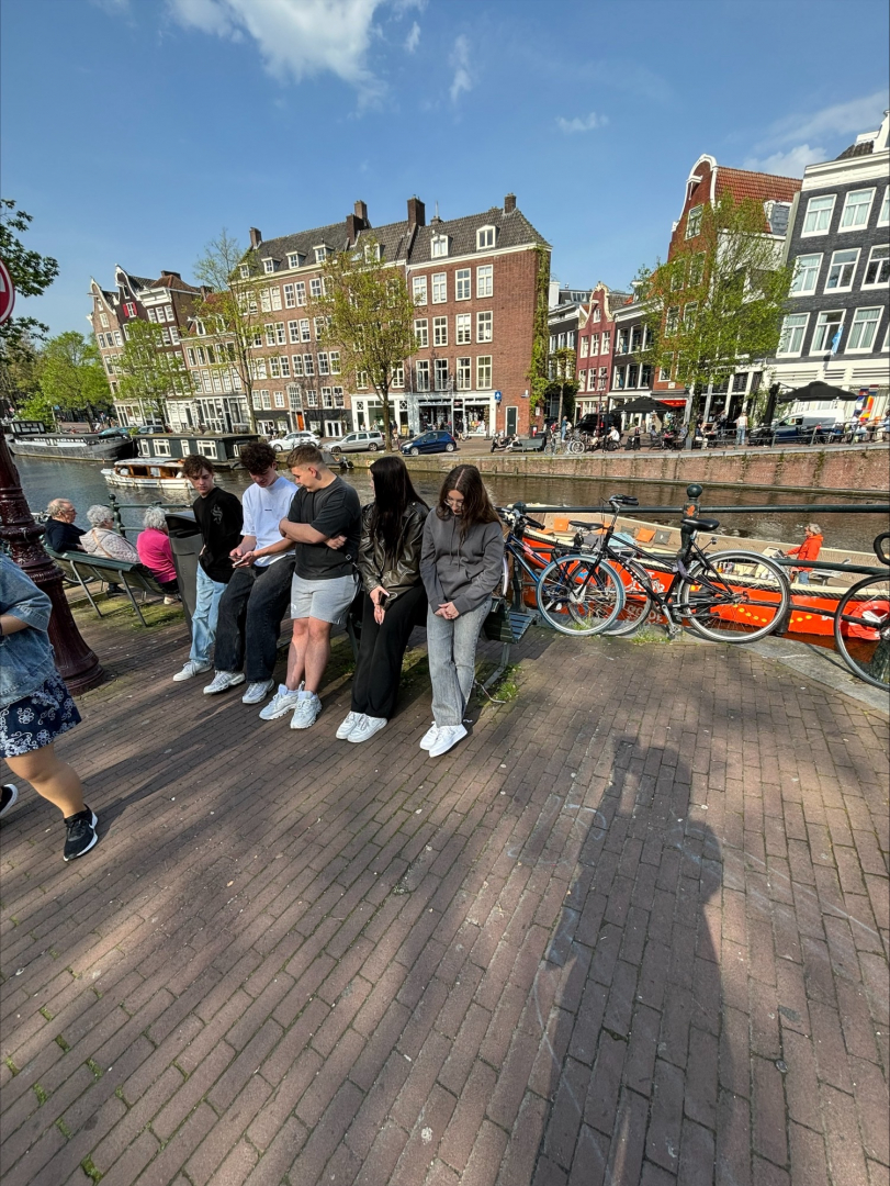 Holland9.jpeg